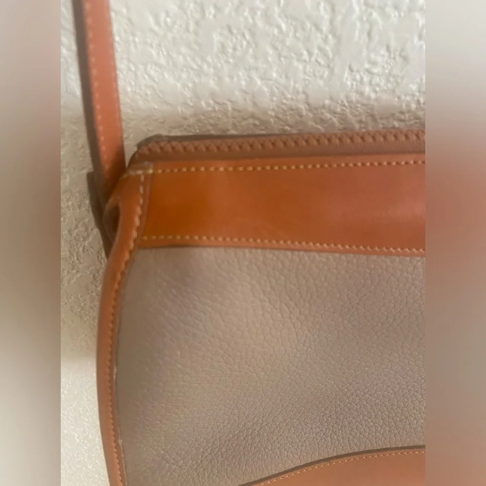 Dooney & Bourke Vintage 80s Shoulder Crossbody Leather Bag - Picture 7 of 13